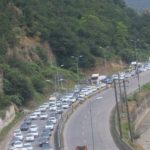 پلیس راه: انسداد مسیرهای شمال به جنوب به دلیل ترافیک سنگین؛ آغاز محدودیت‌ها از ساعت ۱۸:۱۵ شروع شده