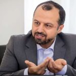 ادعای وزیر اقتصاد دولت رئیسی: در دولت روحانی، سپاه برای آزمایش موشک هایپرسونیک، مجبور شد که زمین‌های پادگان‌های مربوط به هوا و فضا را بفروشد